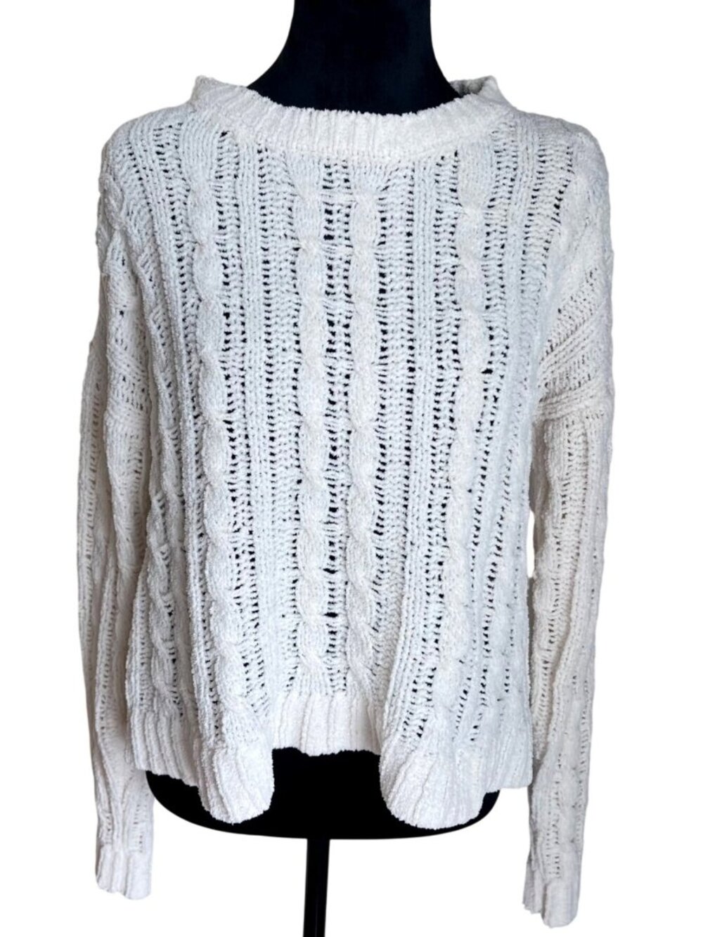 Love Tree Cream Boxy Cropped Knit Sweater Women's M Cozy Soft Pullover